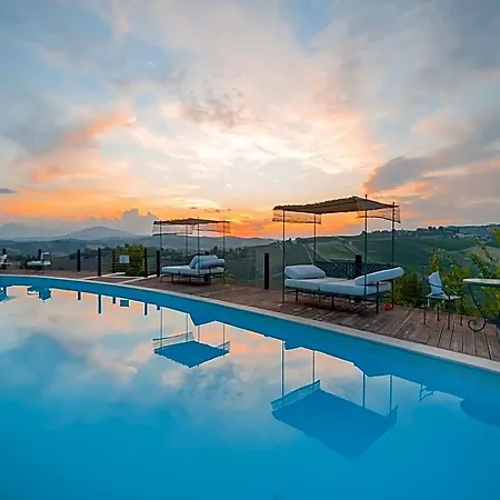 Hotel In Marche Near Sibillini Park 4*