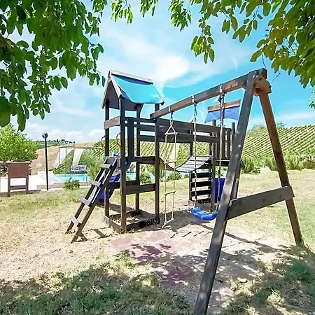 Hotel In Marche Near Sibillini Park Acquaviva Picena